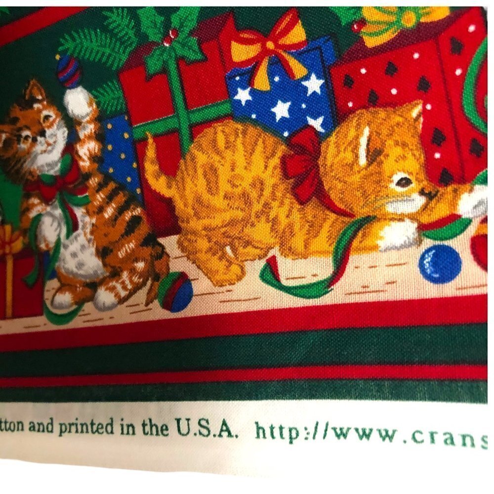 Fabric for Christmas Pillow Covers Puppy Kitten Cranston Print 100% Cotton USA - Picture 6 of 6